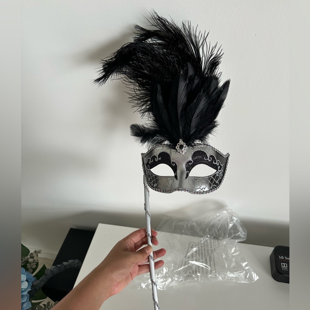 Masquerade mask brand new
